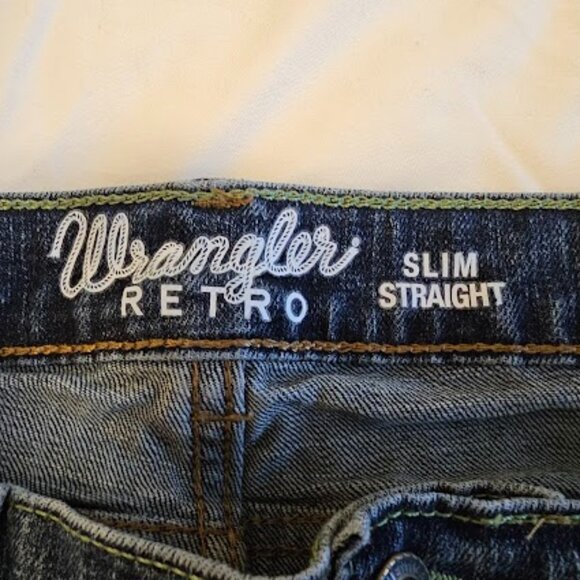 Wrangler Boys Retro Slim Straight Jeans – Size 18 (Fits Like Men’s 30x32) - Picture 3 of 5